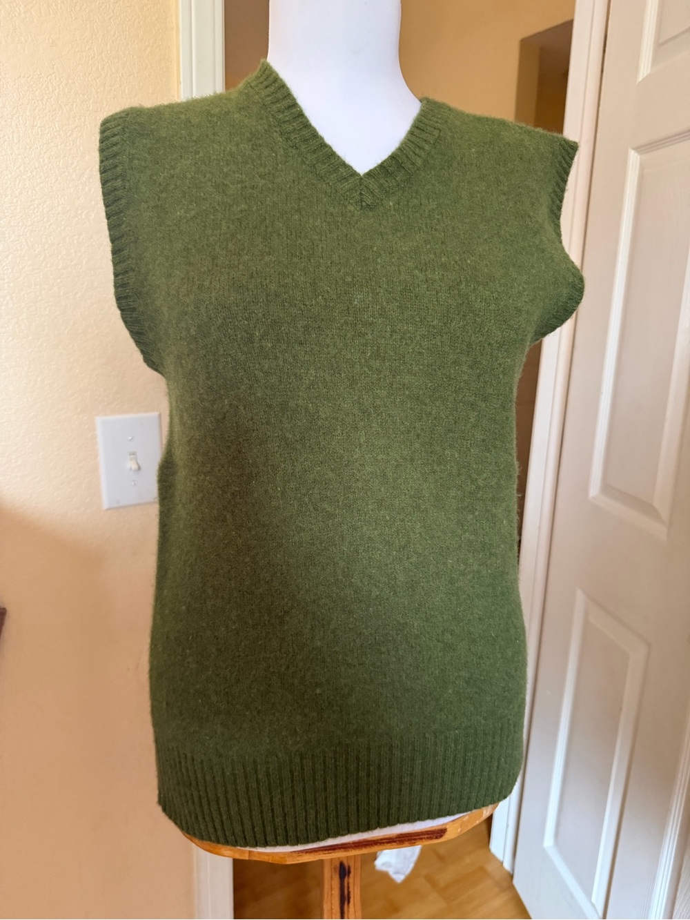 Mossimo Supply Co. Olive Green Knit V-Neck Sweater Vest